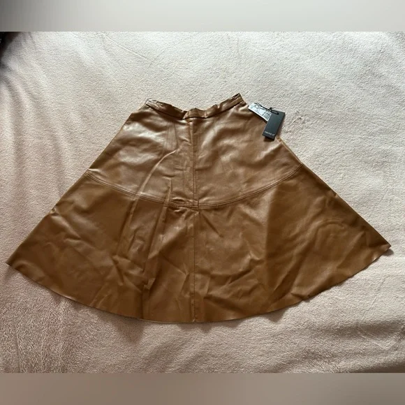 NWT Forever21 Cognac Faux Leather Midi Circle Skirt - Size Small - Picture 3 of 10